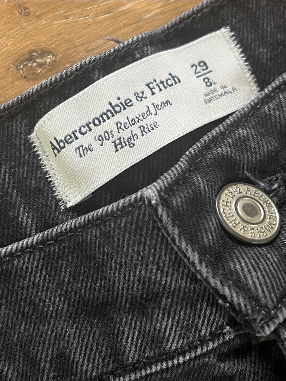 Abercrombie & Fitch 90’s Relaxed High Rise Jeans in Black size 29/8 long - Picture 7 of 8
